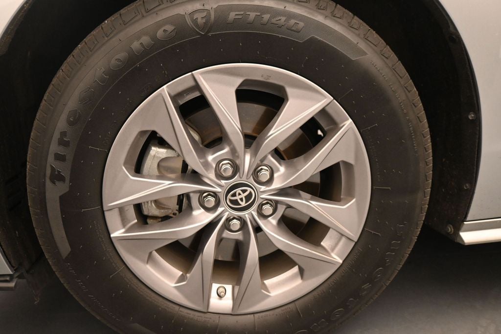 2021 Toyota Sienna XLE 7 Passenger