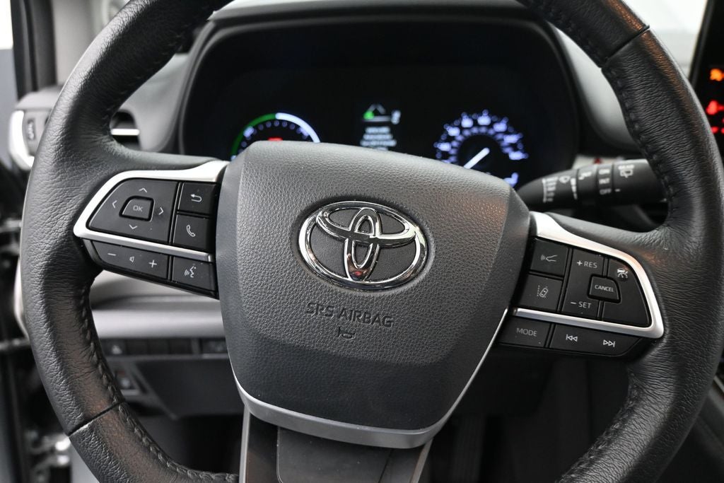 2021 Toyota Sienna XLE 7 Passenger