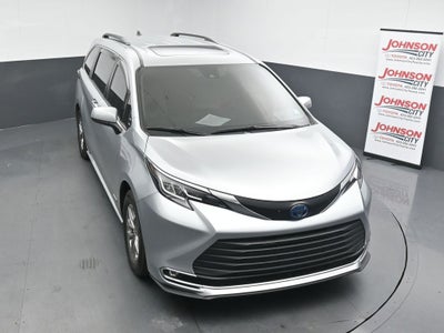 2021 Toyota Sienna XLE 7 Passenger