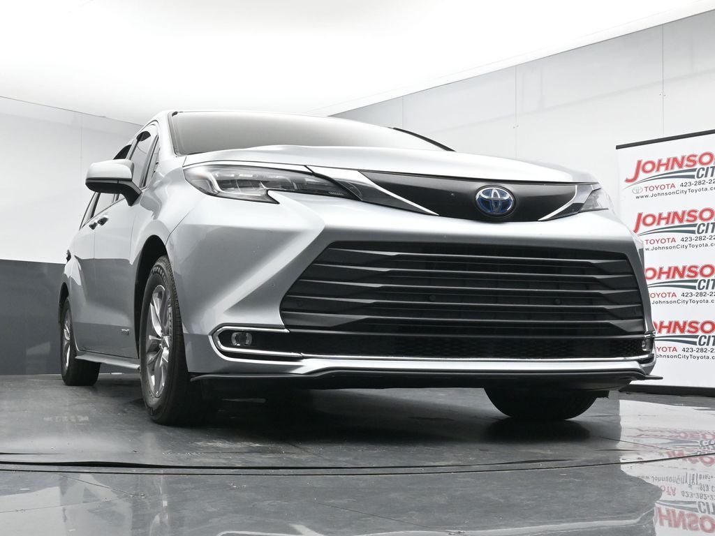 2021 Toyota Sienna XLE 7 Passenger