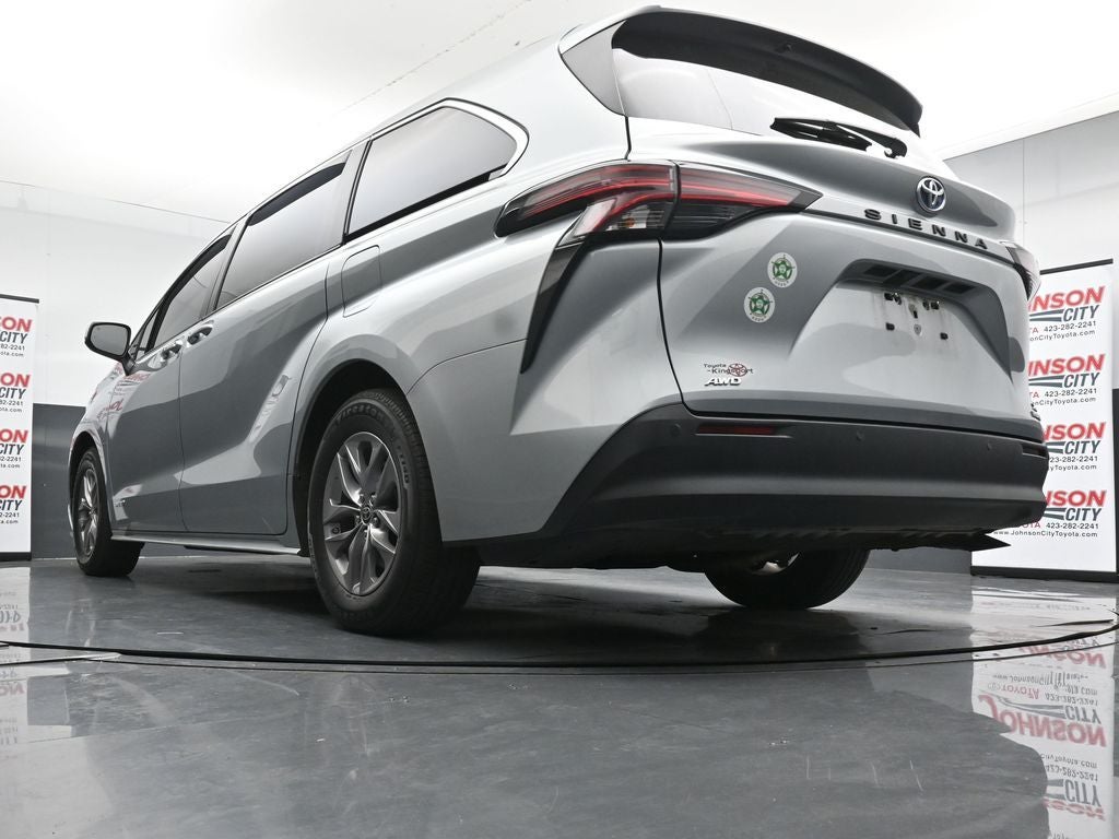 2021 Toyota Sienna XLE 7 Passenger