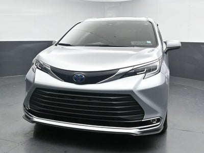 2021 Toyota Sienna XLE 7 Passenger
