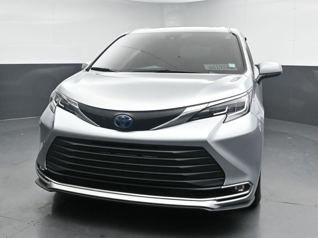 2021 Toyota Sienna XLE 7 Passenger