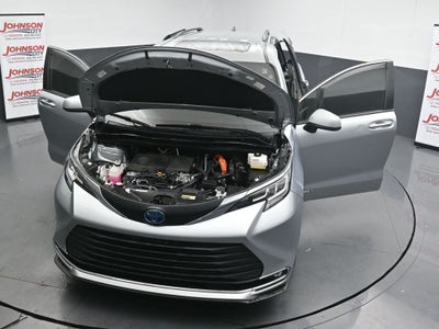 2021 Toyota Sienna XLE 7 Passenger