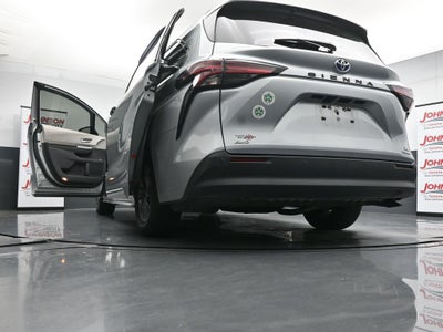 2021 Toyota Sienna XLE 7 Passenger
