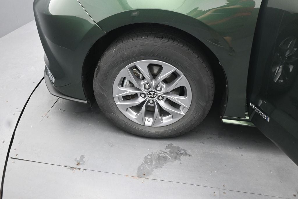 2021 Toyota Sienna XLE 7 Passenger