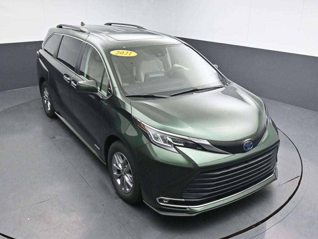 2021 Toyota Sienna XLE 7 Passenger