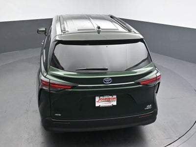 2021 Toyota Sienna XLE 7 Passenger