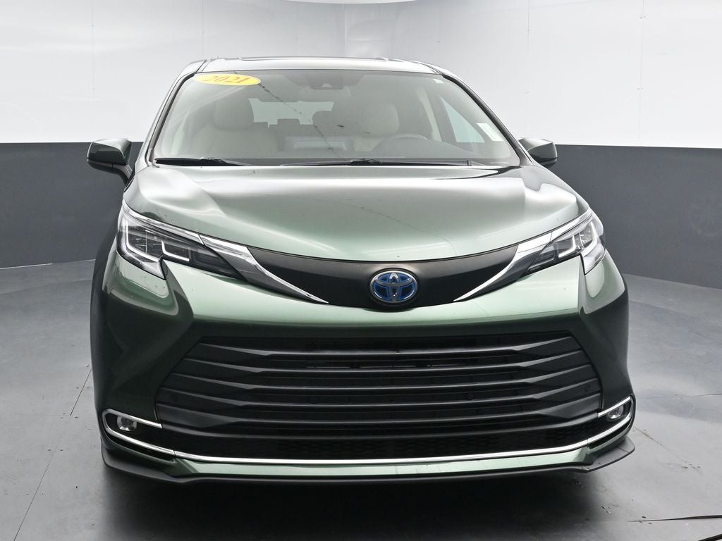 2021 Toyota Sienna XLE 7 Passenger