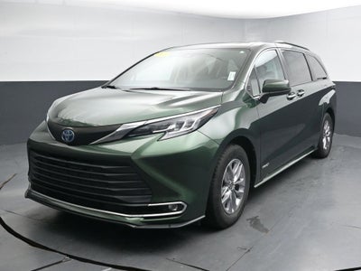 2021 Toyota Sienna XLE 7 Passenger