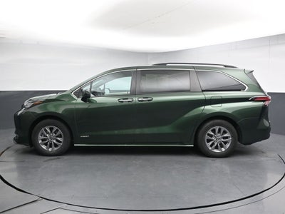 2021 Toyota Sienna XLE 7 Passenger