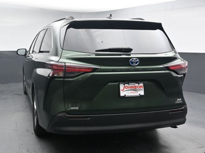 2021 Toyota Sienna XLE 7 Passenger