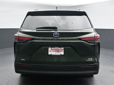 2021 Toyota Sienna XLE 7 Passenger