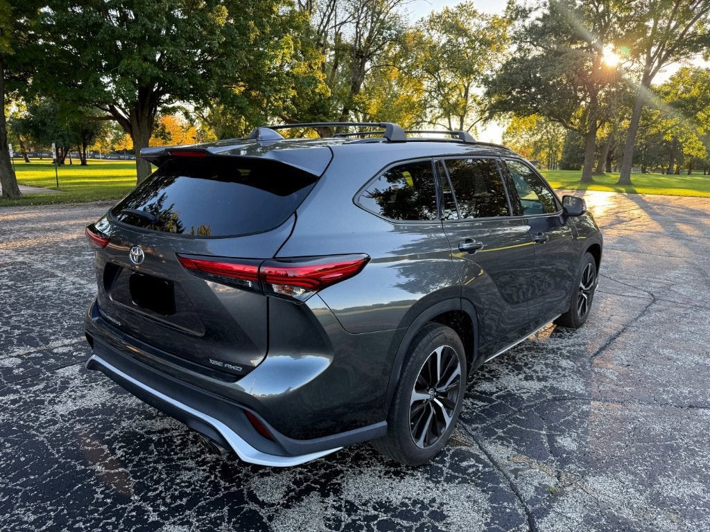 2022 Toyota Highlander XSE