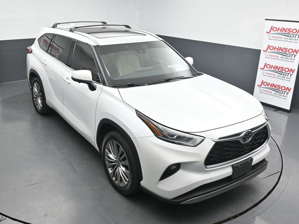 2023 Toyota Highlander Platinum