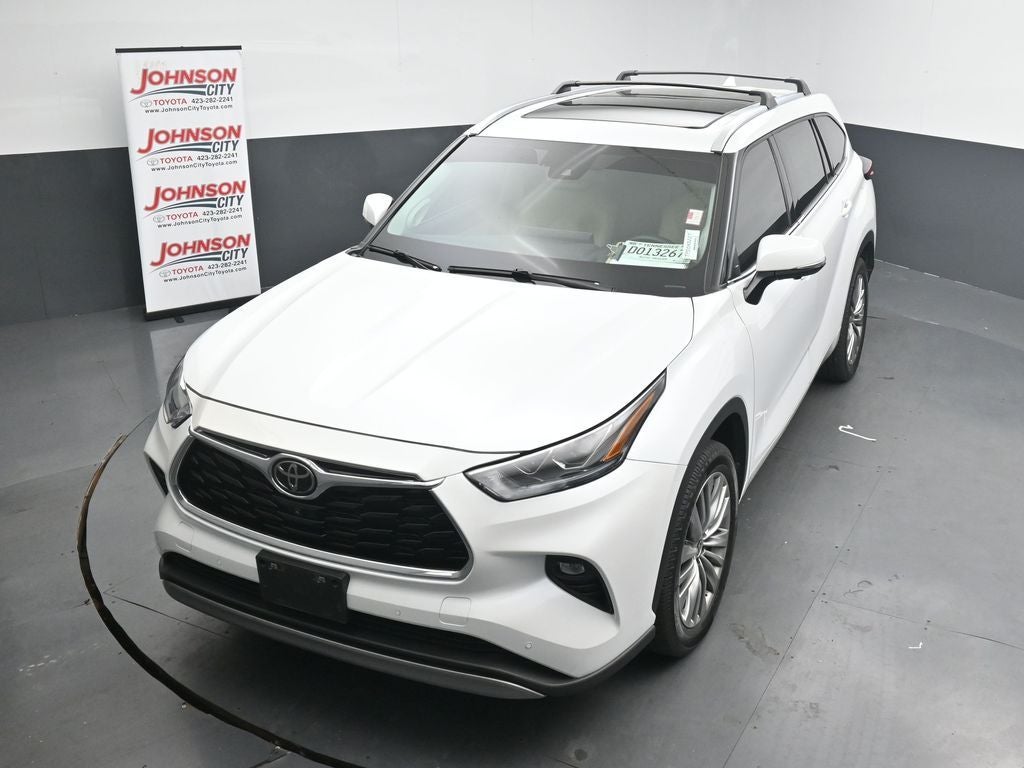 2023 Toyota Highlander Platinum