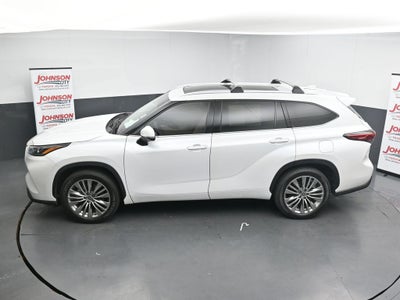 2023 Toyota Highlander Platinum