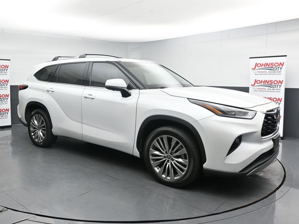 2023 Toyota Highlander Platinum