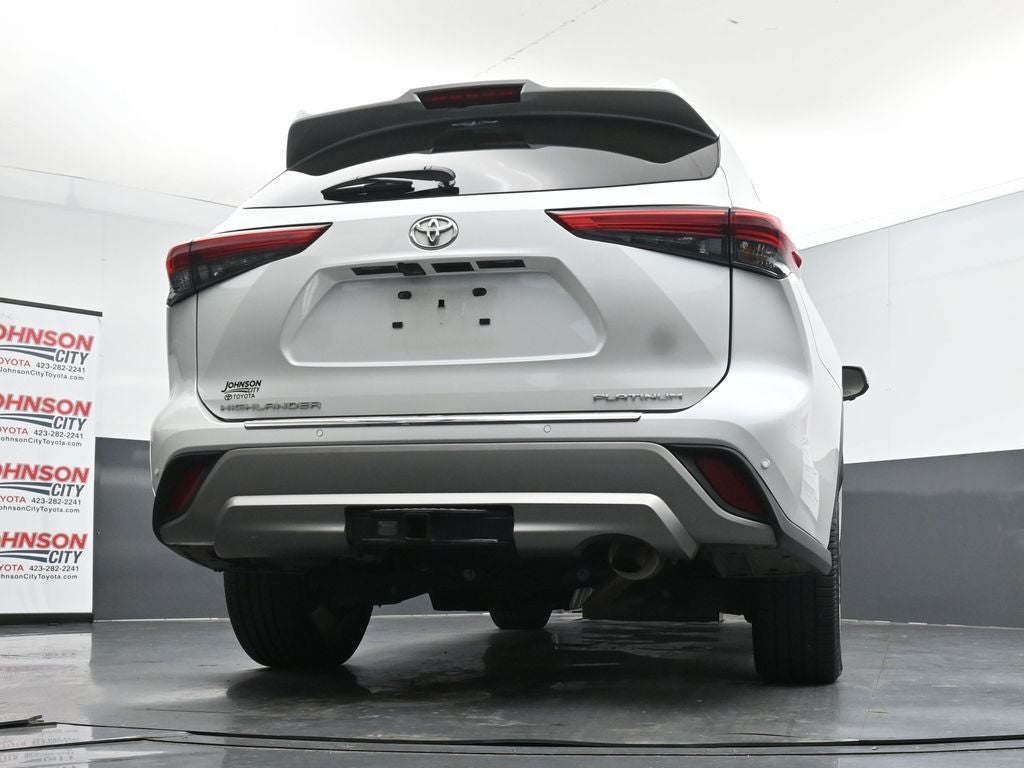 2023 Toyota Highlander Platinum