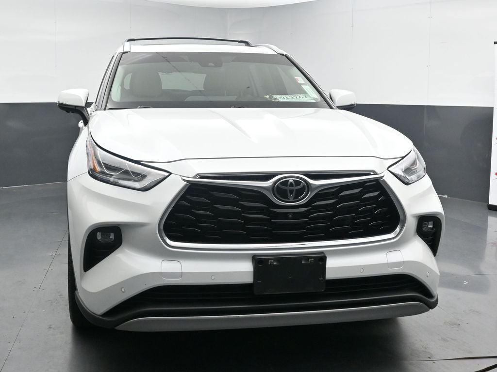 2023 Toyota Highlander Platinum