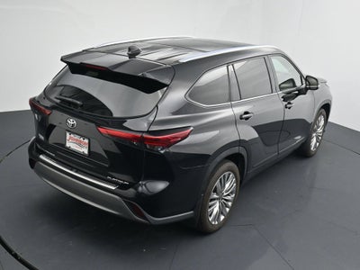 2023 Toyota Highlander Platinum