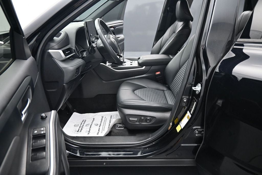 2023 Toyota Highlander XSE