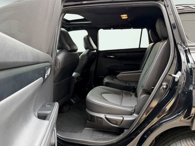 2023 Toyota Highlander XSE