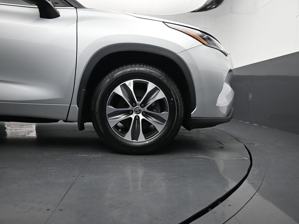 2023 Toyota Highlander XLE AWD