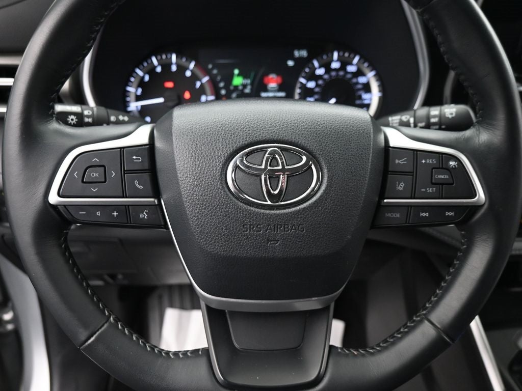 2023 Toyota Highlander XLE AWD