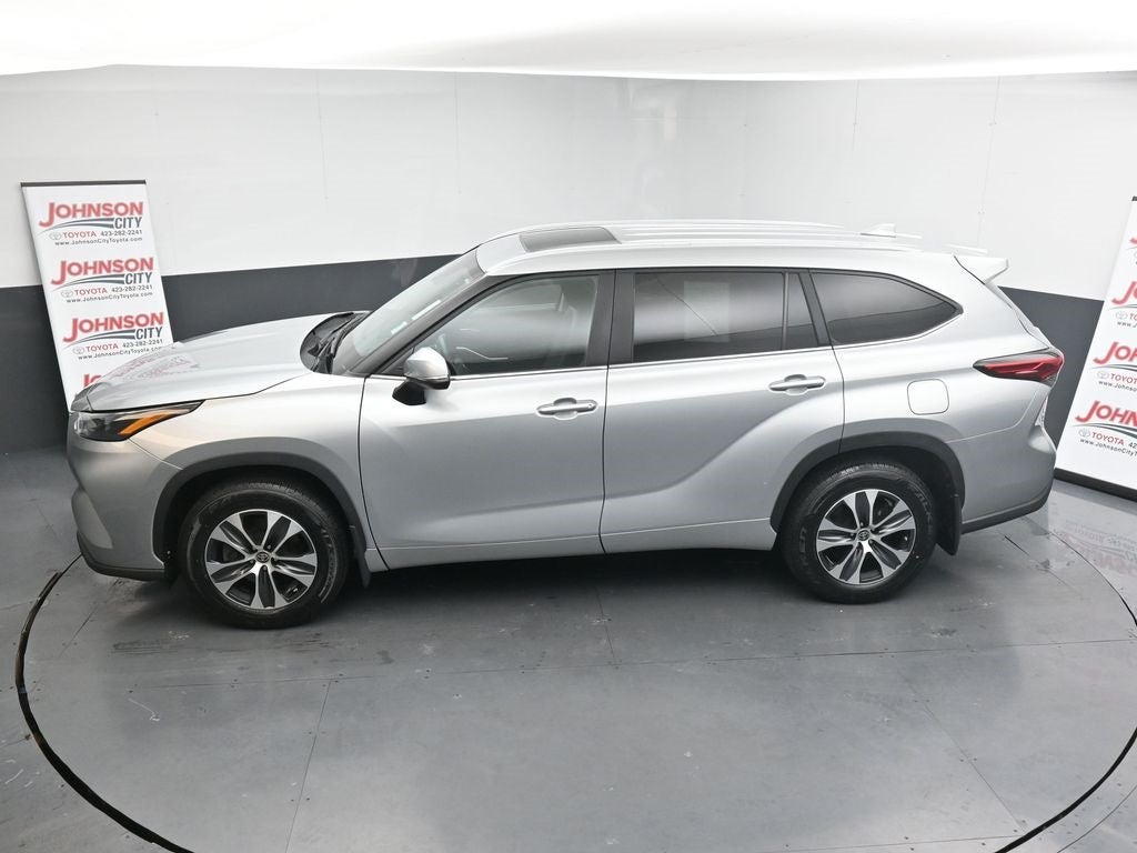 2023 Toyota Highlander XLE AWD