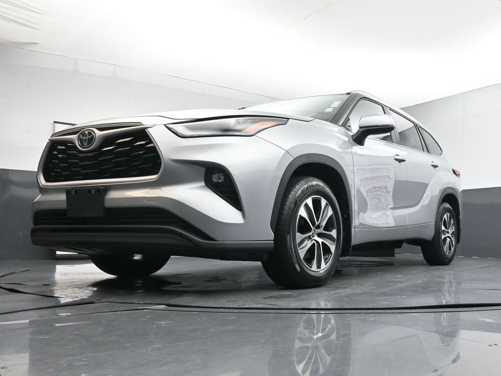 2023 Toyota Highlander XLE AWD