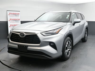 2023 Toyota Highlander XLE AWD