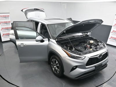 2023 Toyota Highlander XLE AWD