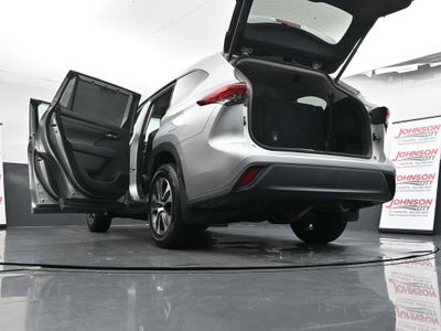 2023 Toyota Highlander XLE AWD