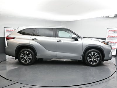 2023 Toyota Highlander XLE AWD