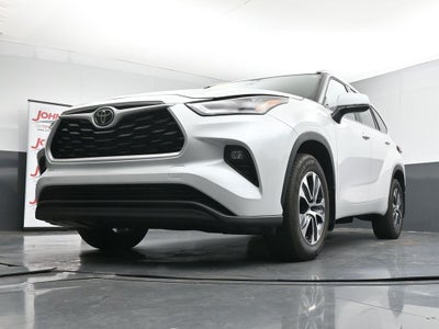 2024 Toyota Highlander XLE