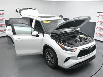 2024 Toyota Highlander XLE
