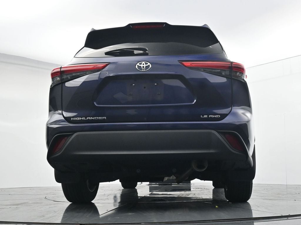 2023 Toyota Highlander LE