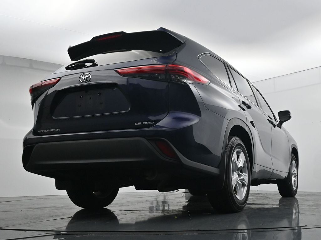 2023 Toyota Highlander LE