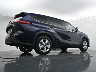 2023 Toyota Highlander LE