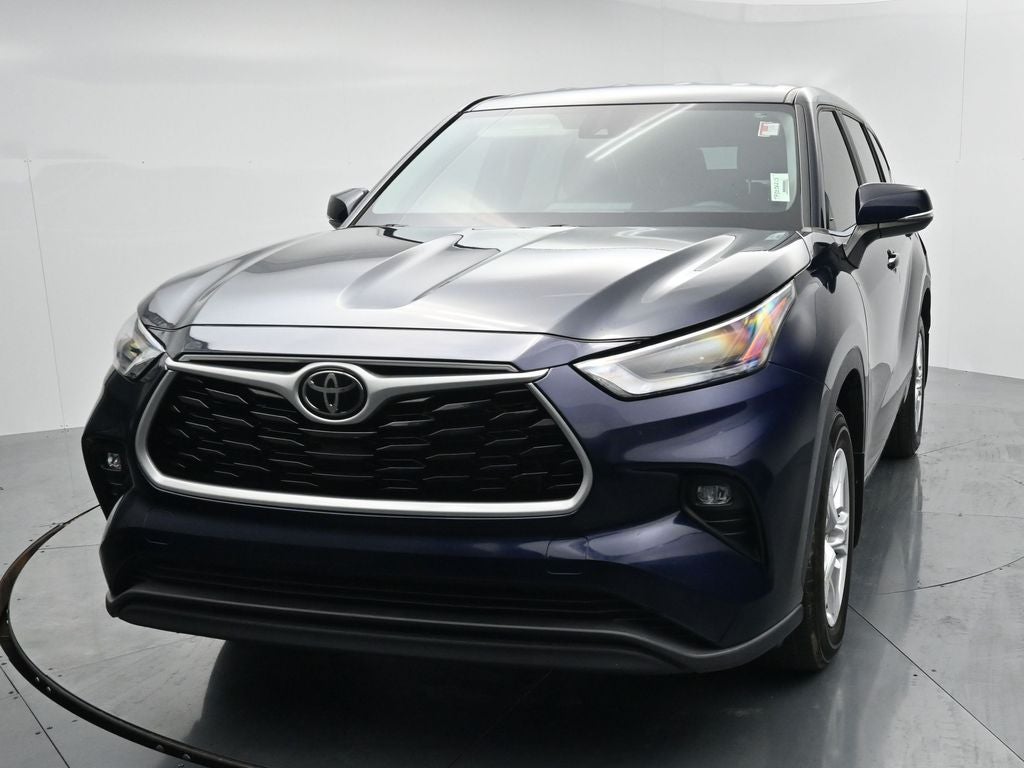 2023 Toyota Highlander LE