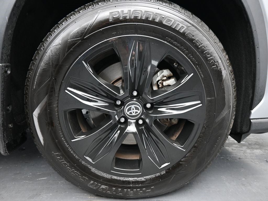 2023 Toyota Highlander XLE AWD