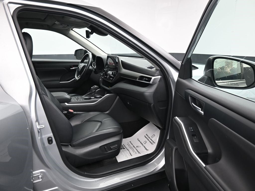 2023 Toyota Highlander XLE AWD