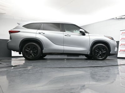 2023 Toyota Highlander XLE AWD