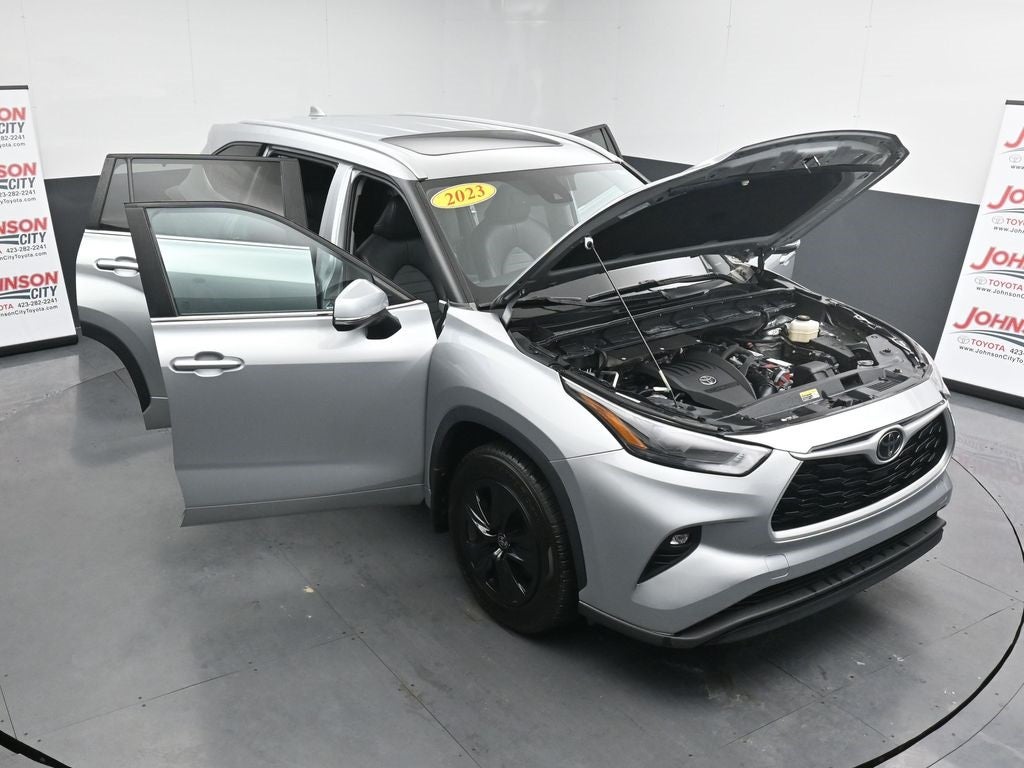 2023 Toyota Highlander XLE AWD
