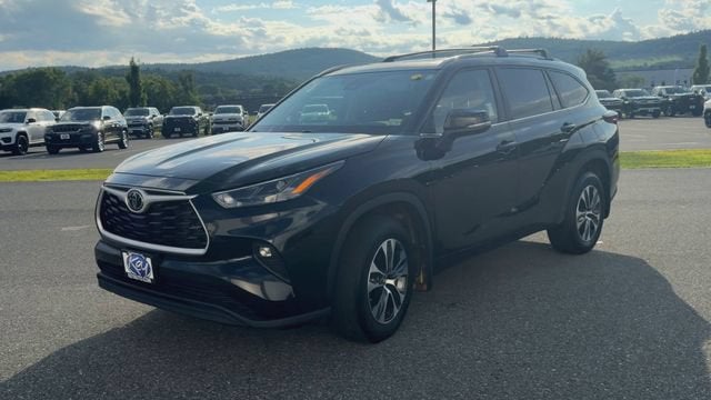 2024 Toyota Highlander XLE