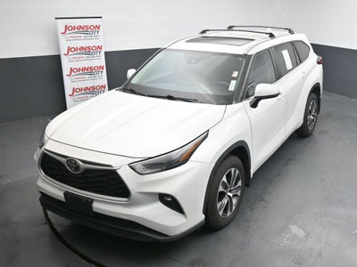 2023 Toyota Highlander XLE
