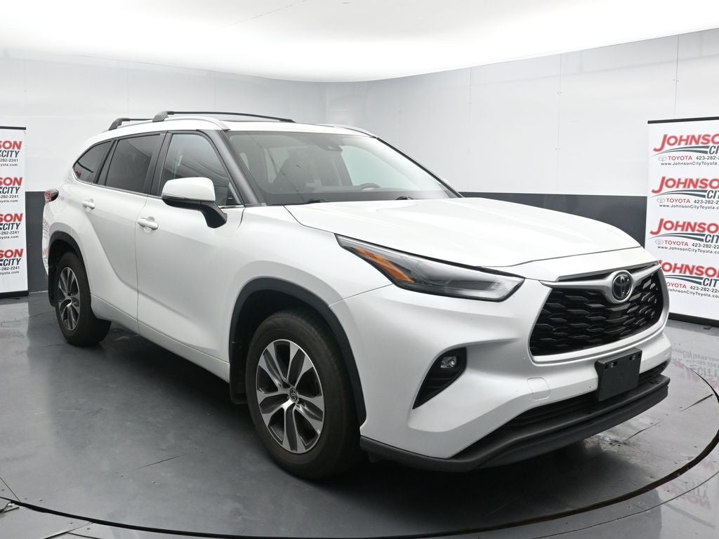 2023 Toyota Highlander XLE