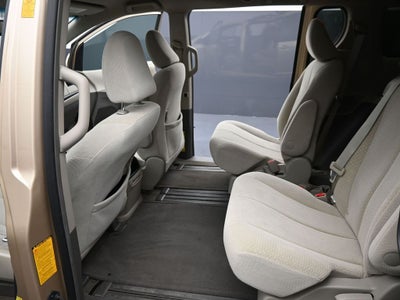 2014 Toyota Sienna LE