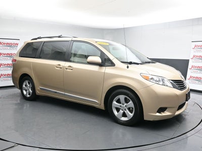 2014 Toyota Sienna LE